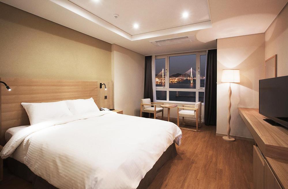 Crown Harbor Hotel Busan Dış mekan fotoğraf